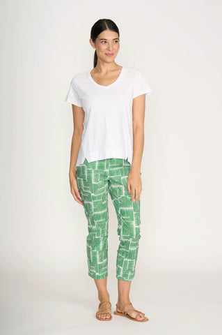 Fuss Free Capri Pant By Foil - Lush Leaves