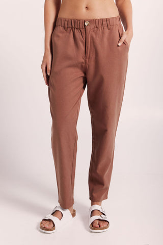 7/8 Zip Front Pull On Tencel Cotton Pants By Wear Colour - Cognac