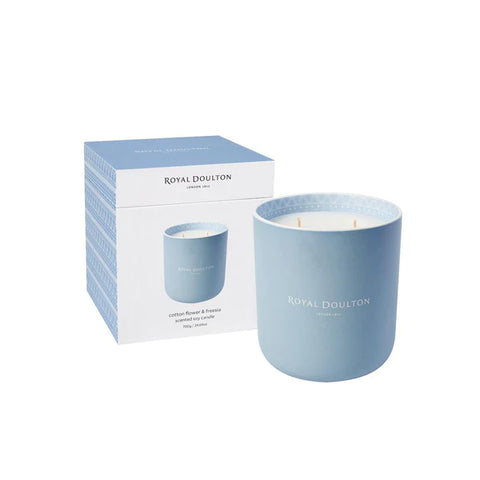 Scented Soy Candle By Royal Doulton - Cotton Flower & Freesia 700g
